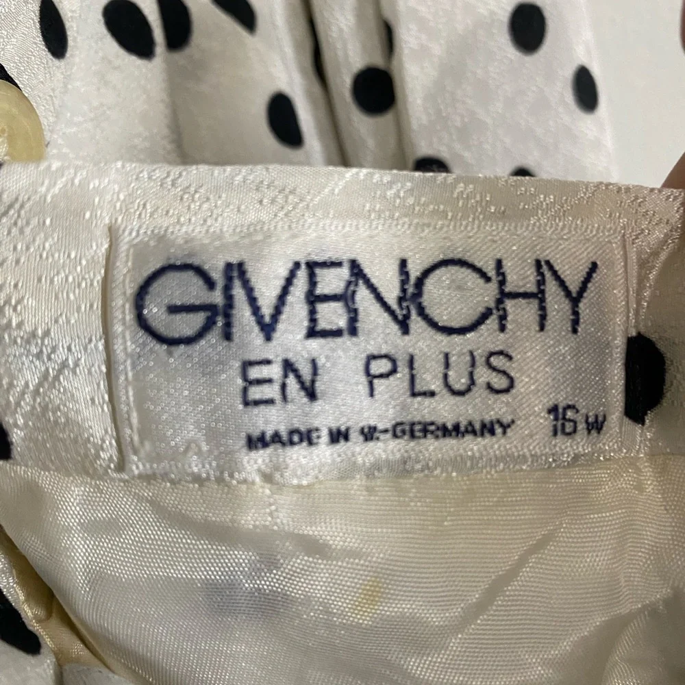 Givenchy skirt - Picture 3 of 3